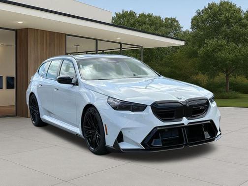 Alpine White 2026 BMW M5 Base