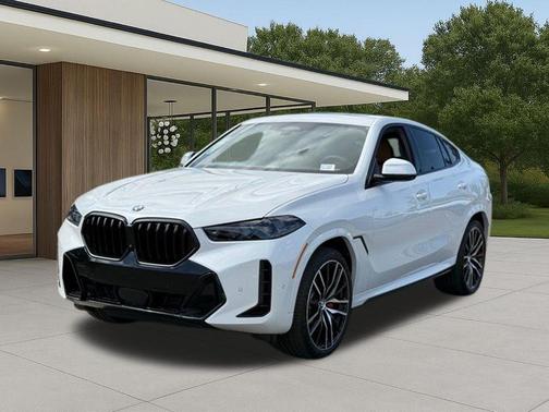 Mineral White Metallic 2026 BMW X6 xDrive40i