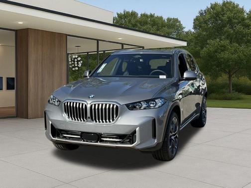 Gray Metallic 2026 BMW X5 sDrive40i