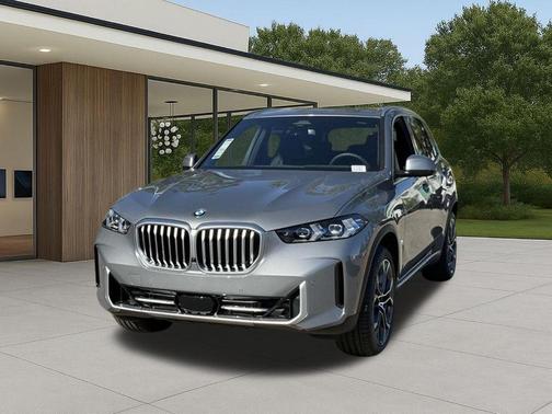 Gray Metallic 2026 BMW X5 sDrive40i