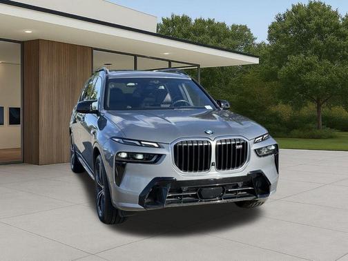 Skyscraper Gray Metallic 2024 BMW X7 M60i