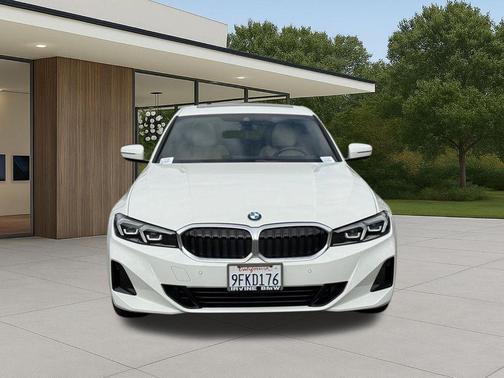 Alpine White 2023 BMW 330 i