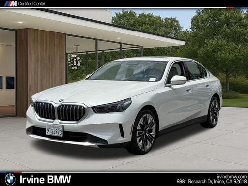 Mineral White Metallic 2026 BMW 530 i