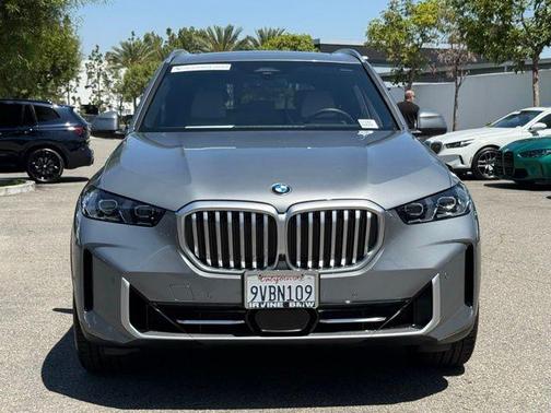 Gray Metallic 2026 BMW X5 xDrive40i