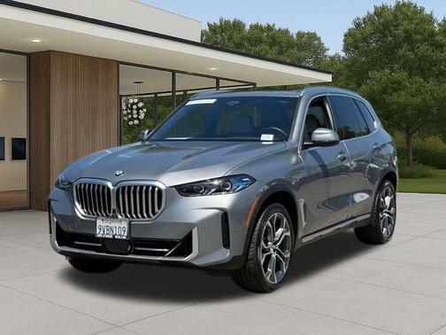 Gray Metallic 2026 BMW X5 xDrive40i