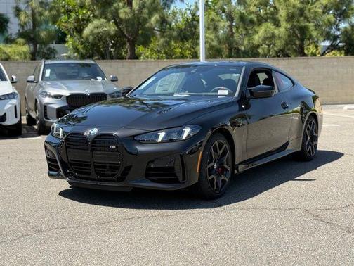 Black Sapphire Metallic 2026 BMW M440 i