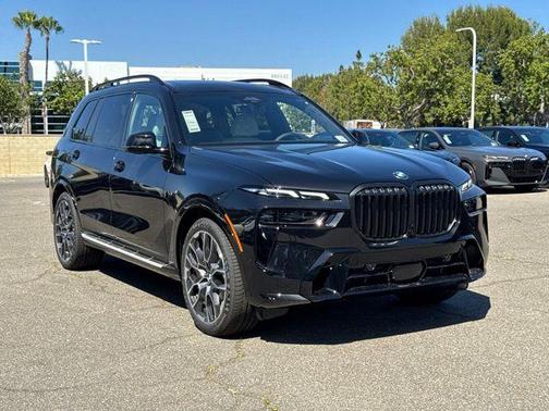 Black Sapphire Metallic 2027 BMW X7 xDrive40i