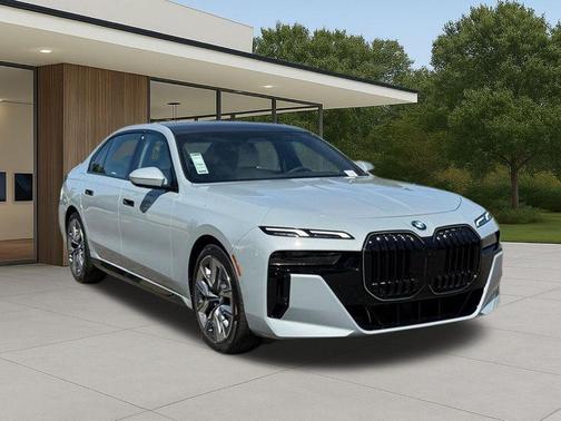 Gray Metallic 2026 BMW 760 760i xDrive