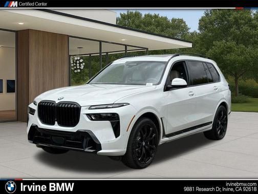Mineral White Metallic 2026 BMW X7 xDrive40i