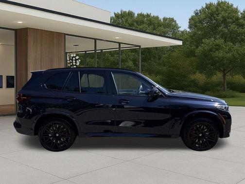 Carbon Black Metallic 2026 BMW X5 M Competition