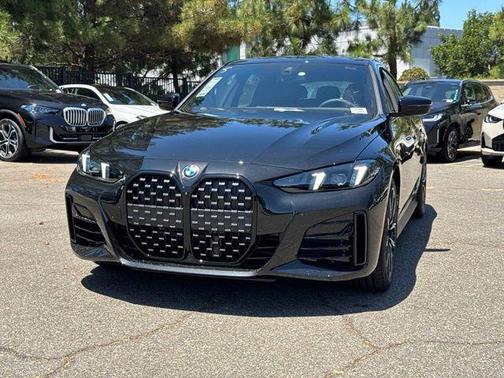 Black Sapphire Metallic 2026 BMW 430 Gran Coupe i