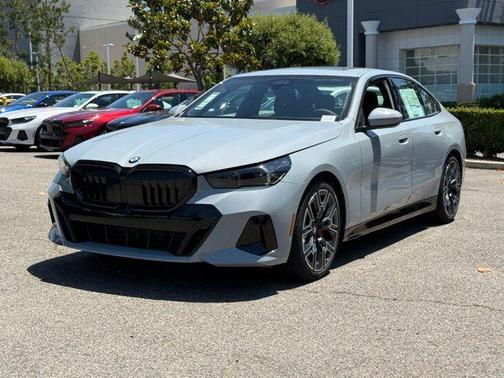 Gray Metallic 2026 BMW 540 i xDrive