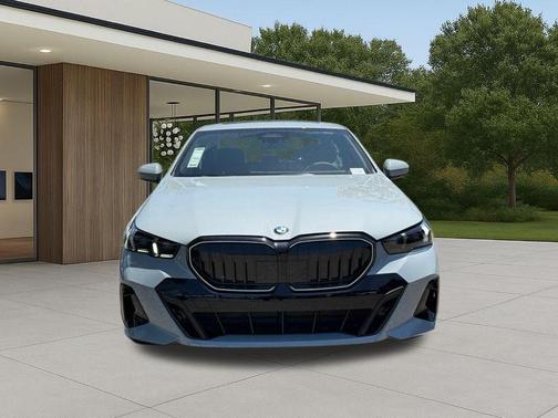 Gray Metallic 2026 BMW 540 i xDrive
