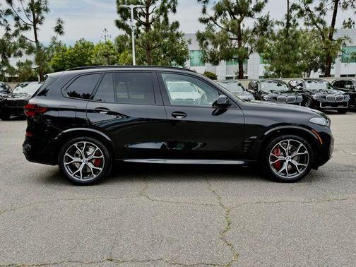 Black Sapphire Metallic 2026 BMW X5 PHEV xDrive50e