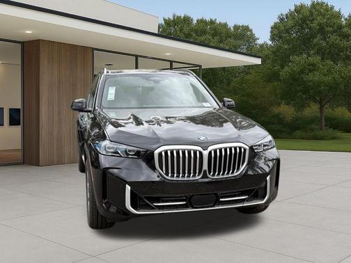 Black Sapphire Metallic 2026 BMW X5 sDrive40i