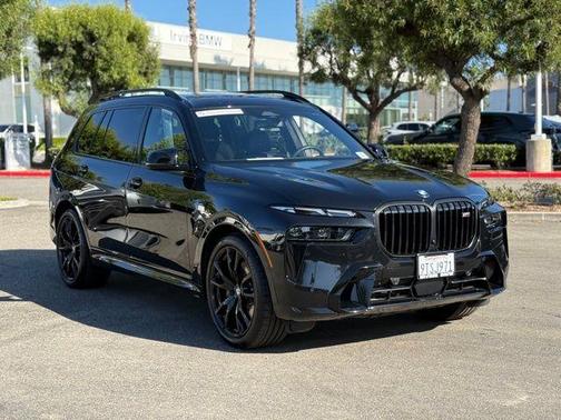 Black Sapphire Metallic 2026 BMW X7 M60i