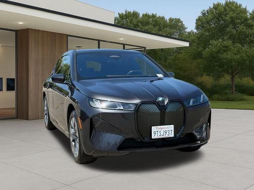 Dark Graphite Metallic 2026 BMW iX xDrive60