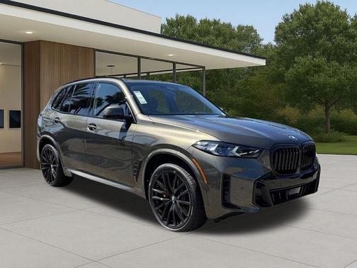 Manhattan Green Metallic 2026 BMW X5 sDrive40i