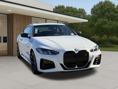 Alpine White 2026 BMW M440 i