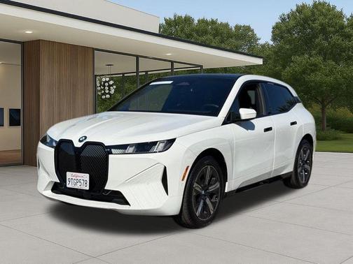 Alpine White 2026 BMW iX xDrive45