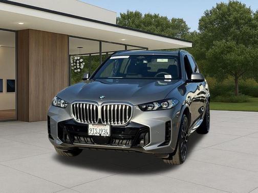 Gray Metallic 2026 BMW X5 sDrive40i