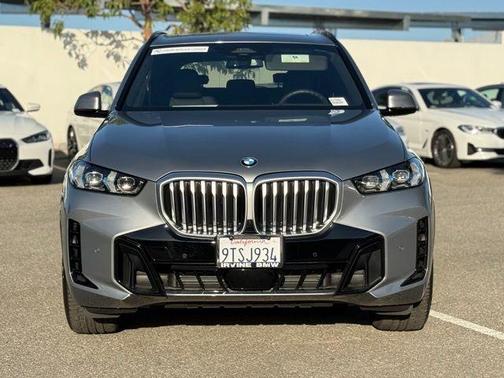 Gray Metallic 2026 BMW X5 sDrive40i