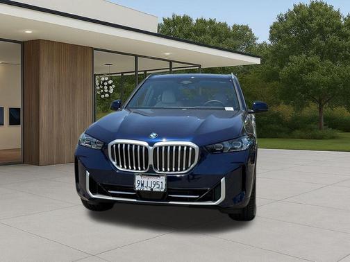 Tanzanite Blue II Metallic 2026 BMW X5 xDrive40i