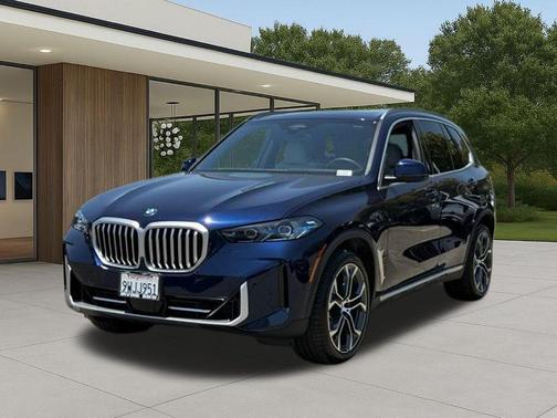 Tanzanite Blue II Metallic 2026 BMW X5 xDrive40i