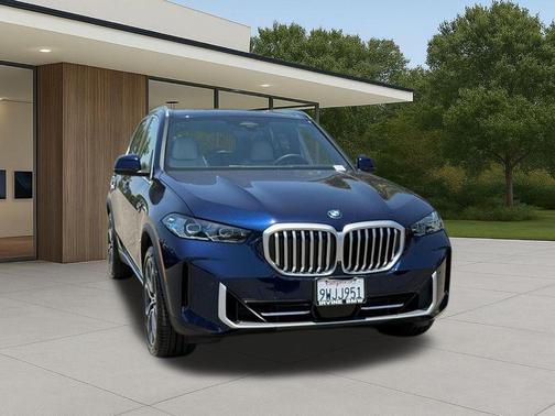 Tanzanite Blue II Metallic 2026 BMW X5 xDrive40i