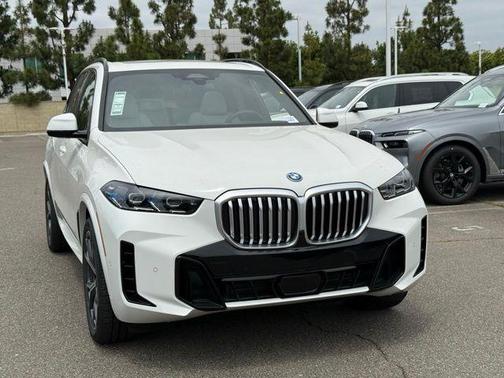 Alpine White 2026 BMW X5 PHEV xDrive50e