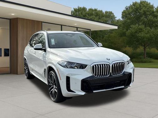 Alpine White 2026 BMW X5 sDrive40i