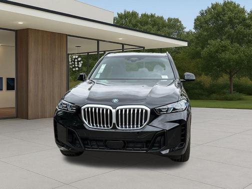 Black Sapphire Metallic 2026 BMW X5 PHEV xDrive50e