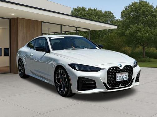 Mineral White Metallic 2026 BMW 430 i