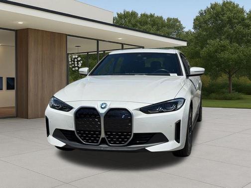Mineral White Metallic 2023 BMW i4 Gran Coupe eDrive35