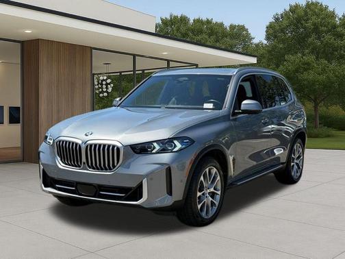 Skyscraper Gray Metallic 2024 BMW X5 sDrive40i