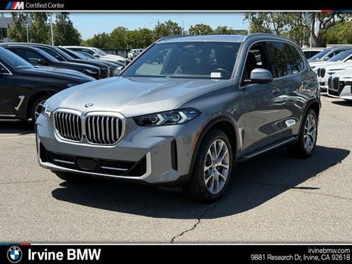 Skyscraper Gray Metallic 2024 BMW X5 sDrive40i