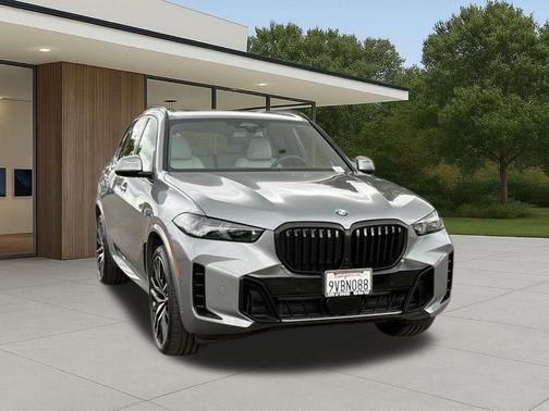 Gray Metallic 2026 BMW X5 sDrive40i