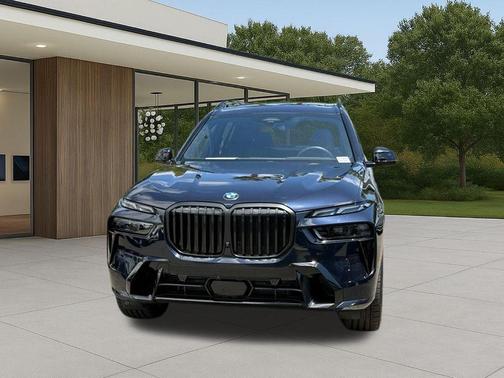 Carbon Black Metallic 2024 BMW X7 xDrive40i