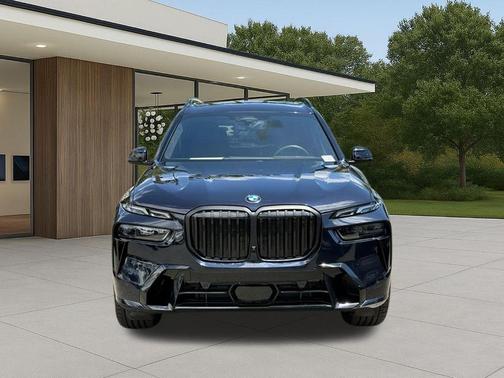 Carbon Black Metallic 2024 BMW X7 xDrive40i
