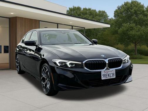 Black Sapphire Metallic 2025 BMW 330 i