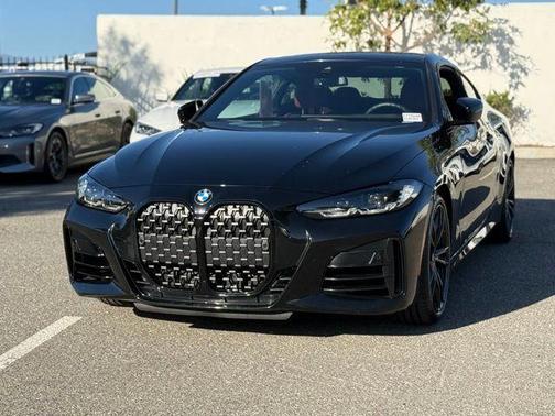 Black Sapphire Metallic 2024 BMW M440 i