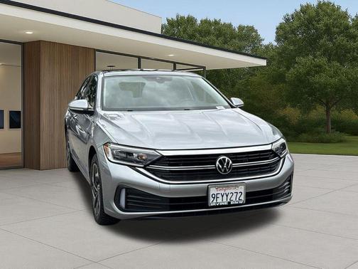 Pyrite Silver Metallic 2023 Volkswagen Jetta 1.5T SEL