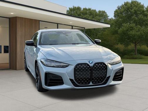 Brooklyn Gray Metallic 2022 BMW M440 i