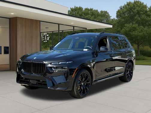 Black Sapphire Metallic 2026 BMW X7 xDrive40i