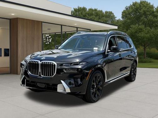 Black Sapphire Metallic 2027 BMW X7 xDrive40i