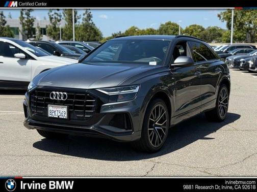 Daytona Gray Pearl Effect 2020 Audi Q8 55 Premium Plus