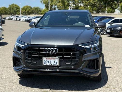 Daytona Gray Pearl Effect 2020 Audi Q8 55 Premium Plus