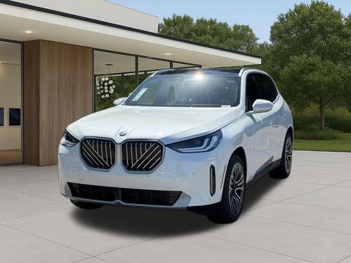 Mineral White Metallic 2026 BMW X3 30 xDrive