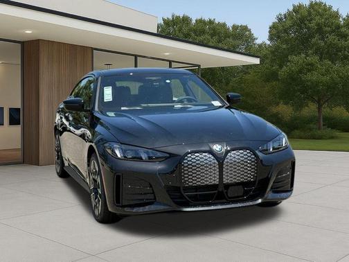 Black Sapphire Metallic 2026 BMW i4 Gran Coupe eDrive40
