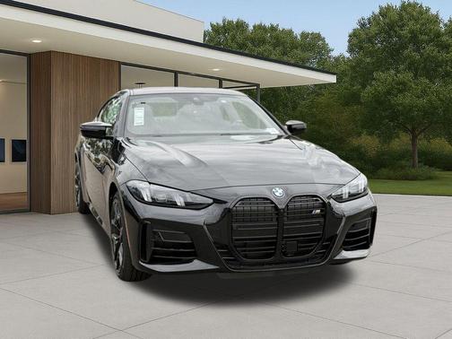 Black Sapphire Metallic 2026 BMW M440 i xDrive